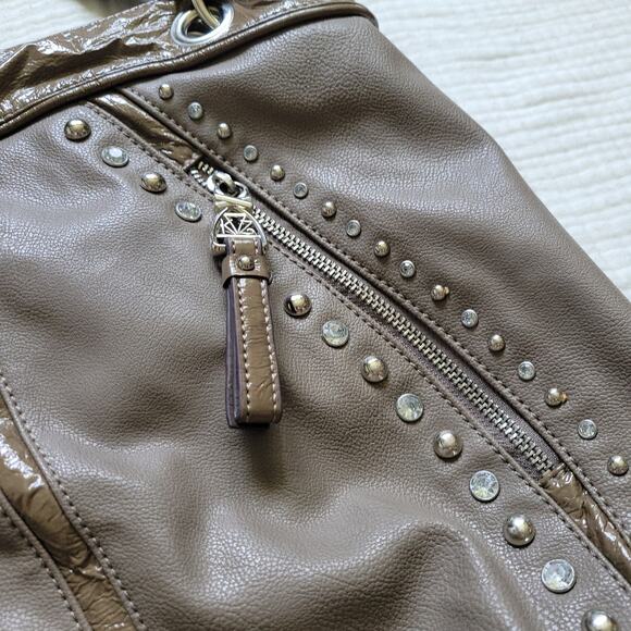 Kathy Van Zeeland Brown Shoulder Bag Purse Chunky Silver Rhinestone McBling Y2K - Picture 2 of 7